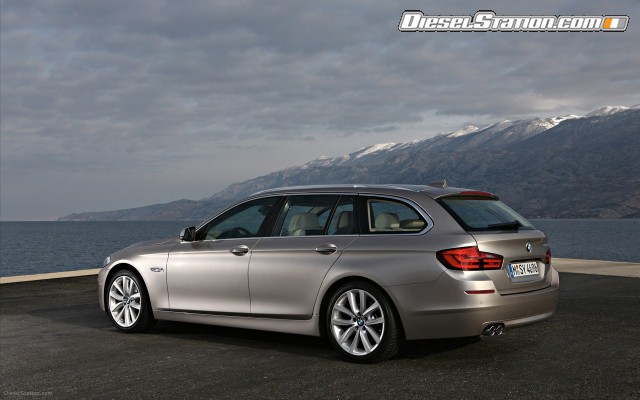 BMW 5 Series Touring 2011 Widescreen Picture #46 BMW 5 Series Touring 2011 Widescreen Picture #46
