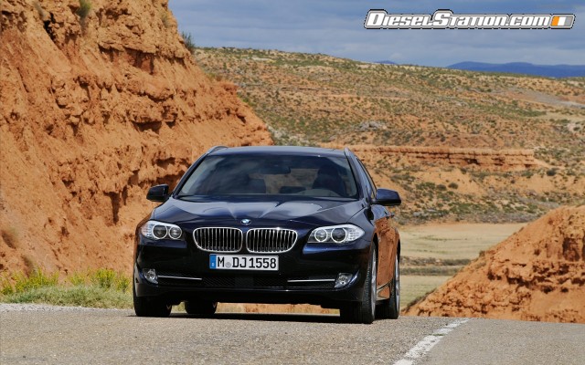 BMW 5 Series Touring 2011 Widescreen Picture #45 BMW 5 Series Touring 2011 Widescreen Picture #45
