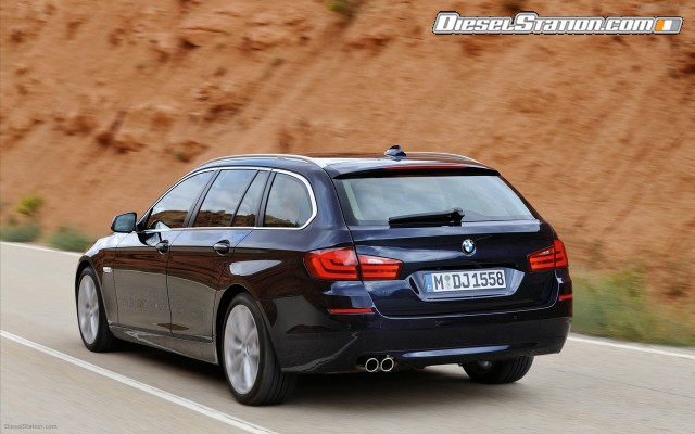 BMW 5 Series Touring 2011 Widescreen Picture #8 BMW 5 Series Touring 2011 Widescreen Picture #8