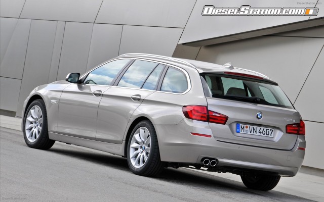 BMW 5 Series Touring 2011 Widescreen Picture #26 BMW 5 Series Touring 2011 Widescreen Picture #26
