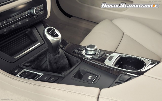 BMW 5 Series Touring 2011 Widescreen Picture #27 BMW 5 Series Touring 2011 Widescreen Picture #27