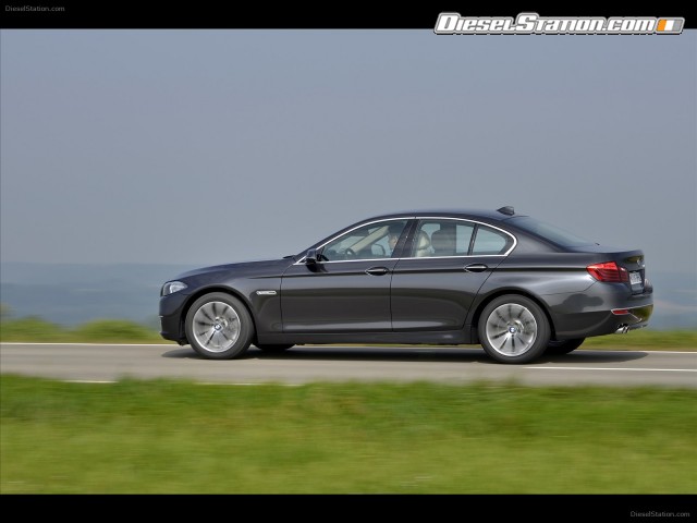 BMW 518d Sedan 2015 Picture #16 BMW 518d Sedan 2015 Picture #16
