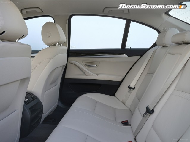 BMW 518d Sedan 2015 Picture #80 BMW 518d Sedan 2015 Picture #80