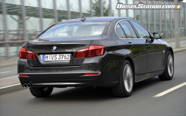 BMW 518d Sedan 2015 Widescreen Picture #27 BMW 518d Sedan 2015 Widescreen Picture #27