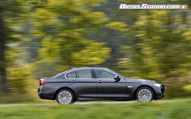 BMW 518d Sedan 2015 Widescreen Picture #5 BMW 518d Sedan 2015 Widescreen Picture #5