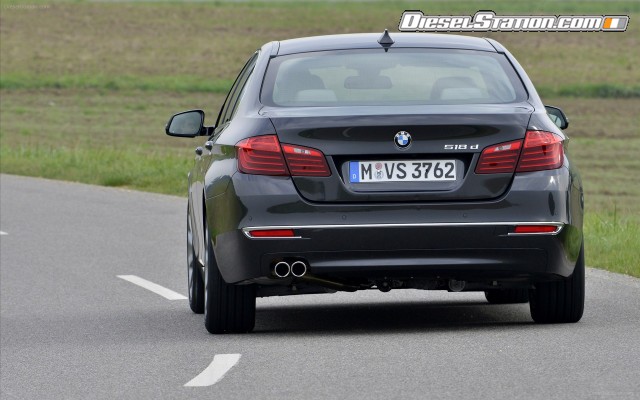 BMW 518d Sedan 2015 Widescreen Picture #8 BMW 518d Sedan 2015 Widescreen Picture #8