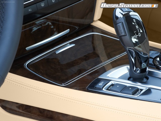 BMW 7 Series 2013 Picture #31 BMW 7 Series 2013 Picture #31