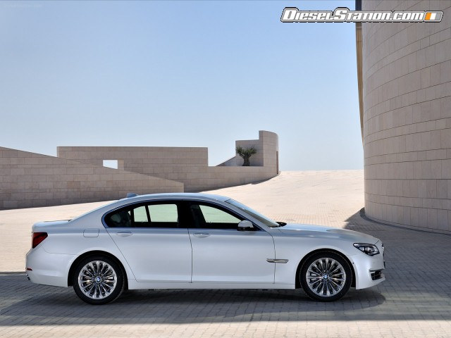BMW 7 Series 2013 Picture #14 BMW 7 Series 2013 Picture #14