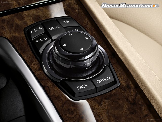 BMW 7 Series 2013 Picture #8 BMW 7 Series 2013 Picture #8