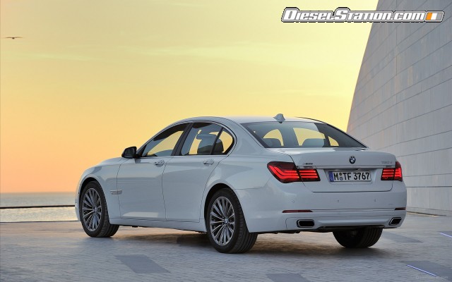 BMW 7 Series 2013 Widescreen Picture #1 BMW 7 Series 2013 Widescreen Picture #1
