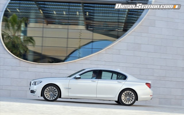 BMW 7 Series 2013 Widescreen Picture #34 BMW 7 Series 2013 Widescreen Picture #34