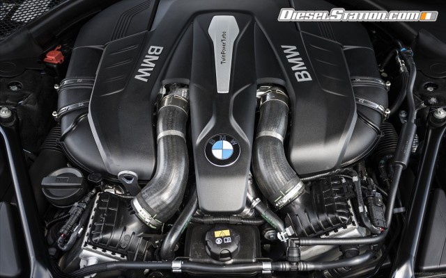 BMW 7 Series UK Version 2016 Widescreen Picture #5 BMW 7 Series UK Version 2016 Widescreen Picture #5