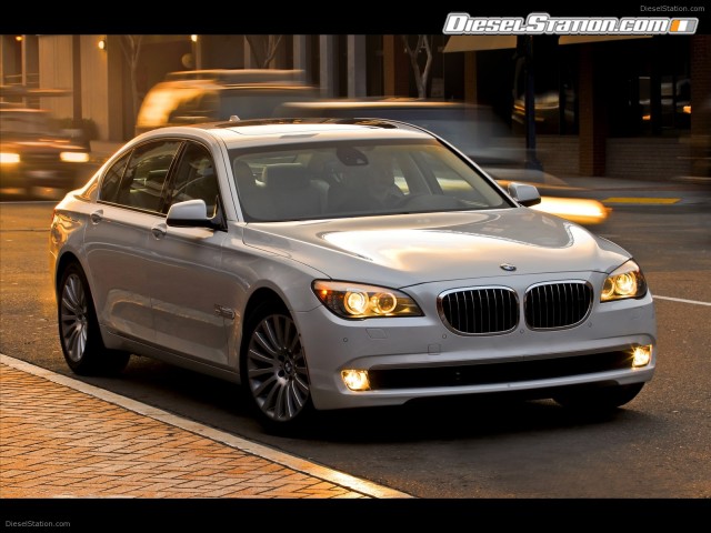 BMW 750Li 2011 Picture #18 BMW 750Li 2011 Picture #18