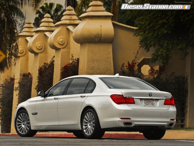 BMW 750Li 2011 Picture #11 BMW 750Li 2011 Picture #11