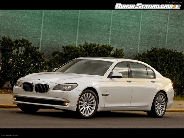 BMW 750Li 2011 Picture #1 BMW 750Li 2011 Picture #1