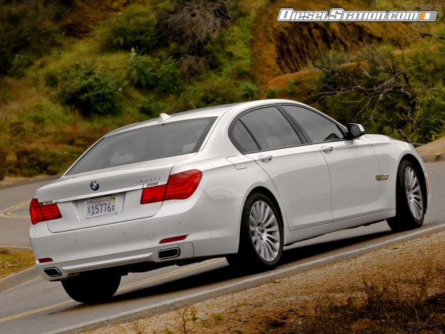 BMW 750Li 2011 Picture #26 BMW 750Li 2011 Picture #26
