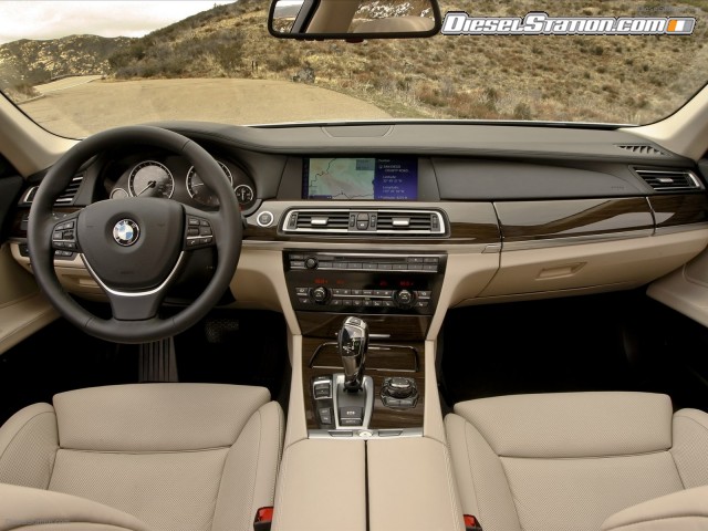 BMW 750Li 2011 Picture #47 BMW 750Li 2011 Picture #47