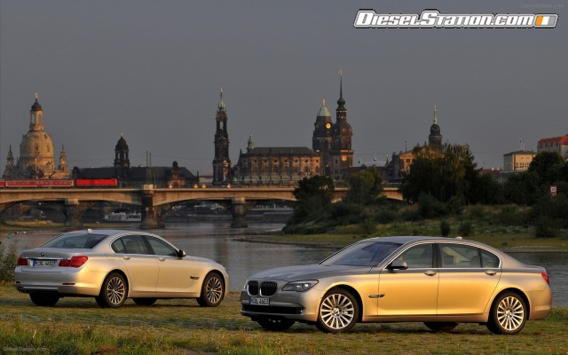 BMW 750Li 2011 Widescreen Picture #5 BMW 750Li 2011 Widescreen Picture #5