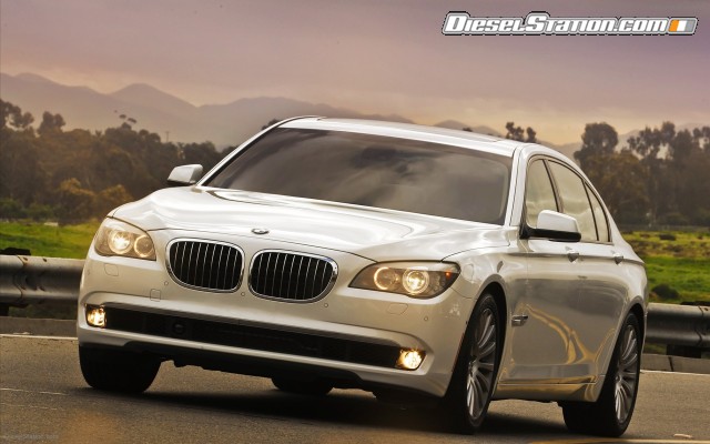 BMW 750Li 2011 Widescreen Picture #22 BMW 750Li 2011 Widescreen Picture #22