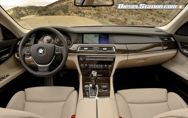BMW 750Li 2011 Widescreen Picture #88 BMW 750Li 2011 Widescreen Picture #88