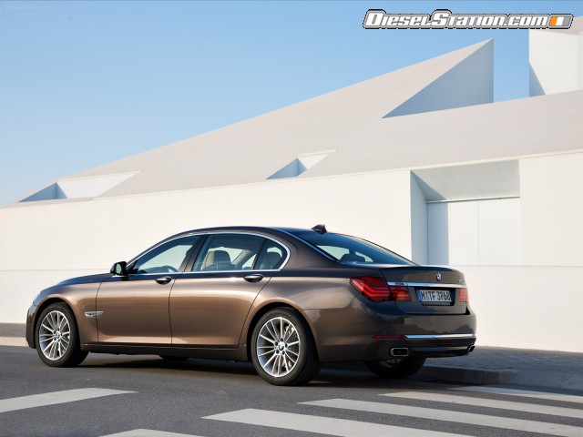 BMW 750Li 2013 Picture #14 BMW 750Li 2013 Picture #14