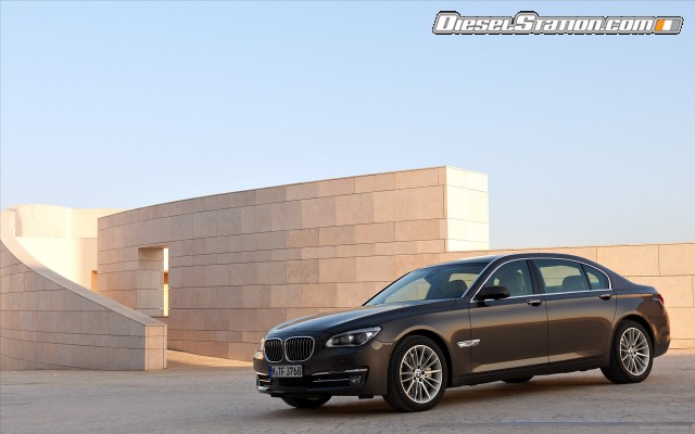 BMW 750Li 2013 Widescreen Picture #20 BMW 750Li 2013 Widescreen Picture #20