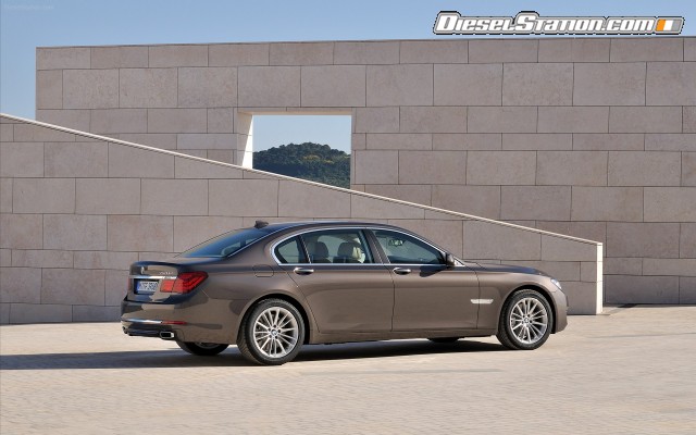 BMW 750Li 2013 Widescreen Picture #43 BMW 750Li 2013 Widescreen Picture #43