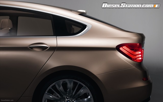 BMW Concept 5 Series Gran Turismo 2009 Widescreen Picture #11 BMW Concept 5 Series Gran Turismo 2009 Widescreen Picture #11