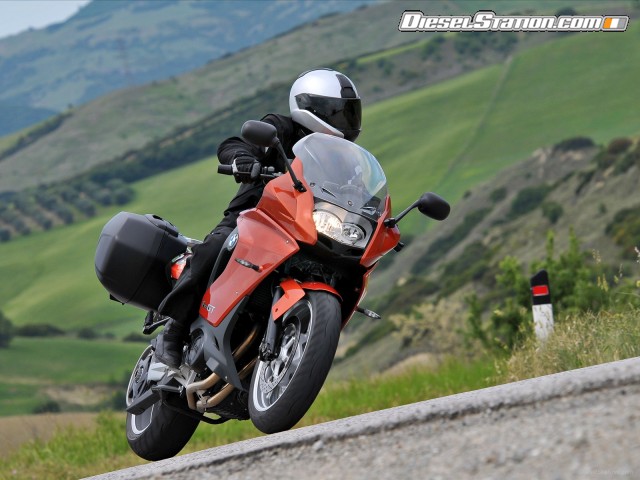 BMW F 800 GT 2013 Picture #7 BMW F 800 GT 2013 Picture #7