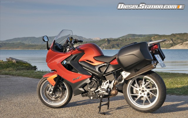 BMW F 800 GT 2013 Widescreen Picture #2 BMW F 800 GT 2013 Widescreen Picture #2