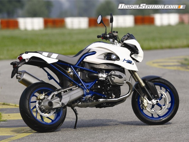 BMW HP2 MEGAMOTO Picture #0 BMW HP2 MEGAMOTO Picture #0