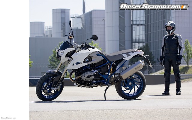 BMW HP2 MEGAMOTO Widescreen Picture #15 BMW HP2 MEGAMOTO Widescreen Picture #15