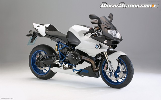 BMW HP2 Sport Bike Widescreen Picture #5 BMW HP2 Sport Bike Widescreen Picture #5