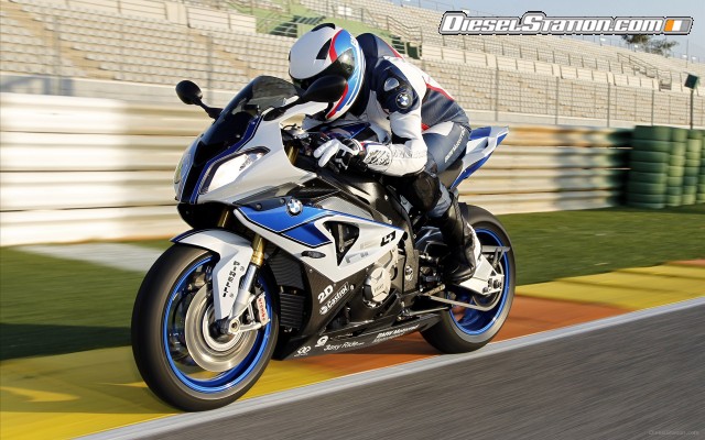 BMW HP4 2013 Widescreen Picture #11 BMW HP4 2013 Widescreen Picture #11