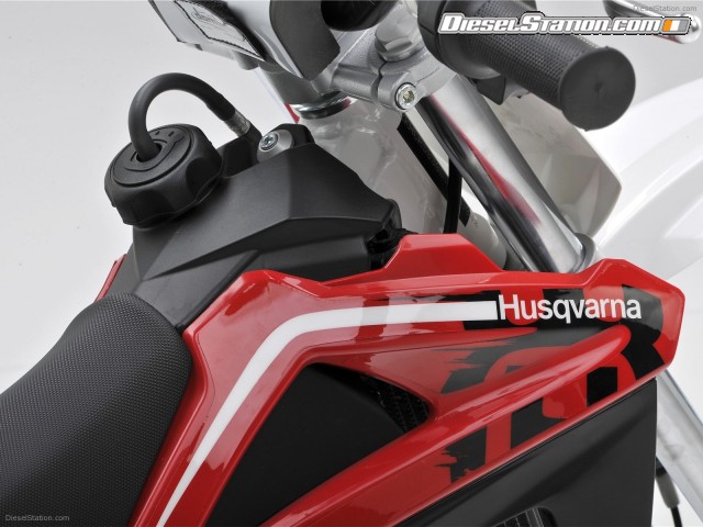 BMW Husqvarna CR and SM 50 Picture #24 BMW Husqvarna CR and SM 50 Picture #24