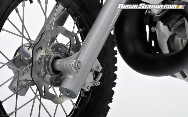 BMW Husqvarna CR and SM 50 Widescreen Picture #9 BMW Husqvarna CR and SM 50 Widescreen Picture #9