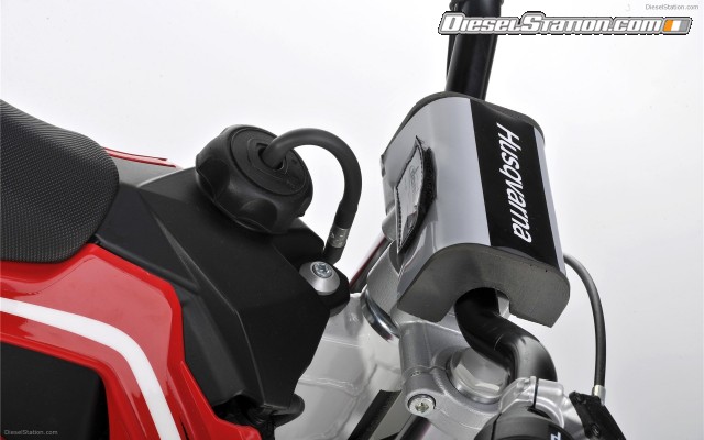 BMW Husqvarna CR and SM 50 Widescreen Picture #31 BMW Husqvarna CR and SM 50 Widescreen Picture #31