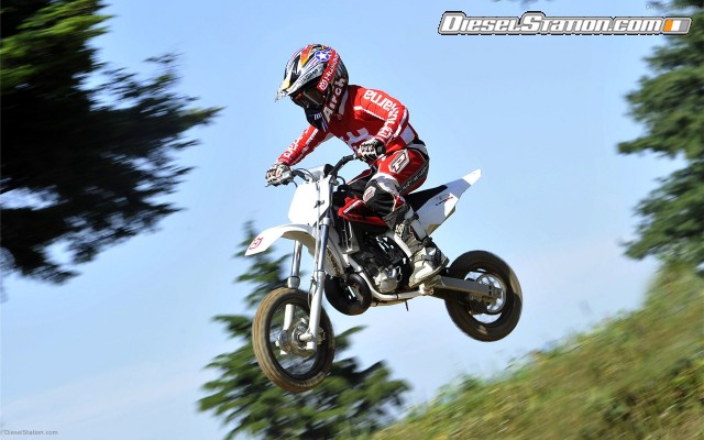 BMW Husqvarna CR and SM 50 Widescreen Picture #19 BMW Husqvarna CR and SM 50 Widescreen Picture #19