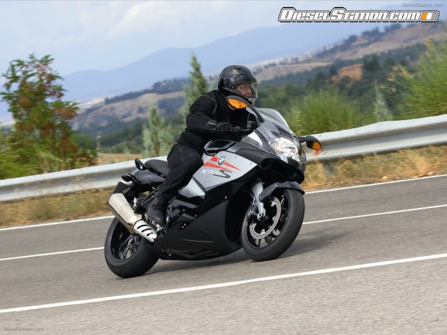 BMW K 1200 S Picture #2 BMW K 1200 S Picture #2