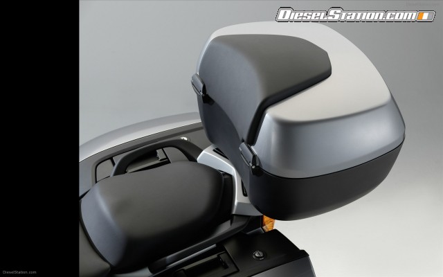 BMW K 1300 GT Exclusive Edition Bike 2011 Widescreen Picture #9 BMW K 1300 GT Exclusive Edition Bike 2011 Widescreen Picture #9