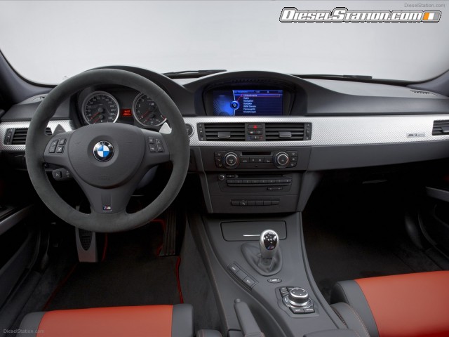 BMW M3 CRT 2012 Picture #6 BMW M3 CRT 2012 Picture #6