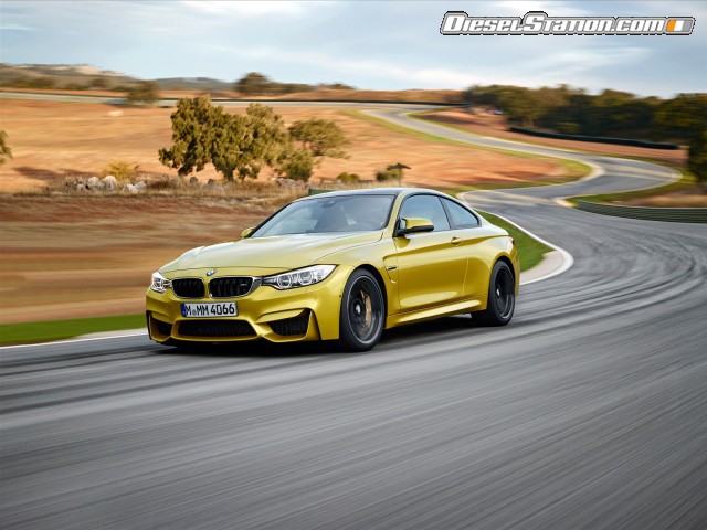 BMW M4 Coupe 2015 Picture #40 BMW M4 Coupe 2015 Picture #40