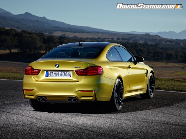 BMW M4 Coupe 2015 Picture #19 BMW M4 Coupe 2015 Picture #19