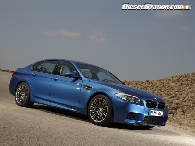 BMW M5 2013 Picture #3 BMW M5 2013 Picture #3