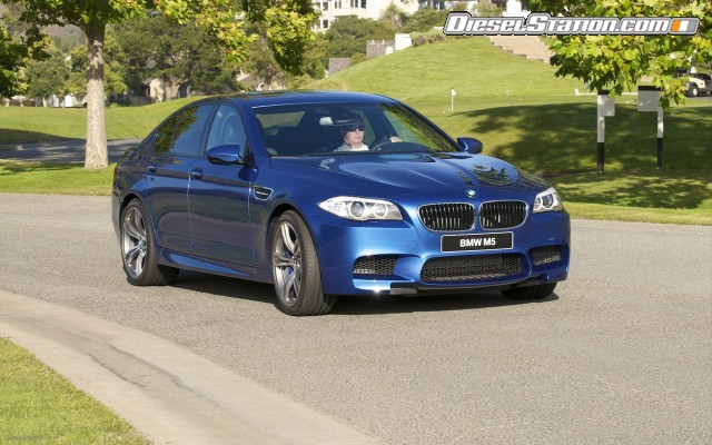 BMW M5 2013 Widescreen Picture #7 BMW M5 2013 Widescreen Picture #7