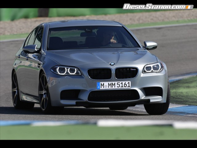 BMW M5 2014 Picture #30 BMW M5 2014 Picture #30