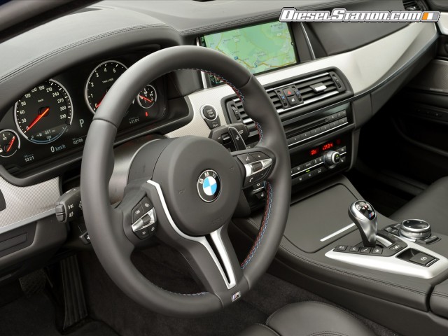 BMW M5 2014 Picture #4 BMW M5 2014 Picture #4