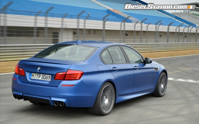 BMW M5 2014 Widescreen Picture #5 BMW M5 2014 Widescreen Picture #5
