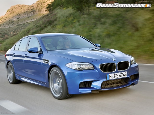 BMW M5 Saloon 2012 Picture #76 BMW M5 Saloon 2012 Picture #76