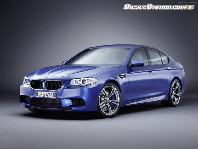 BMW M5 Saloon 2012 Picture #20 BMW M5 Saloon 2012 Picture #20